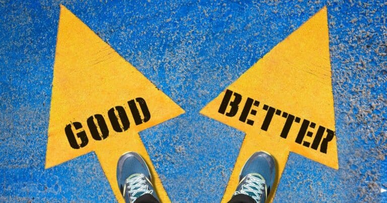 Travelpayouts vs Stay 22 FEATURED IMAGE